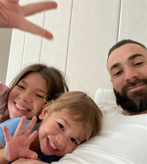 chloe de launey|karim Benzema et ses enfants.